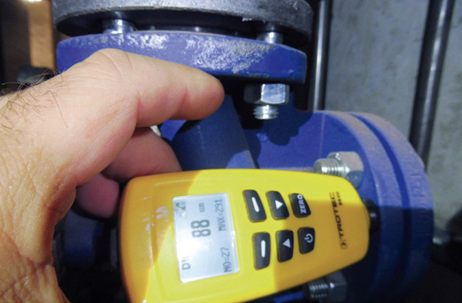 Ein Dreiwegeventil mit einer Beschichtungsdicke von 88 µm.