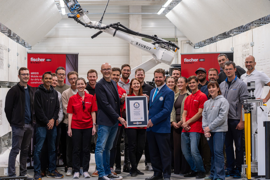 Das fischer-BauBot-Team ist stolz, Guiness-World-Records-Halter zu sein – eine große Anerkennung für den BauBot sowie für die Kompetenz und den Arbeitseinsatz des ganzen Teams.