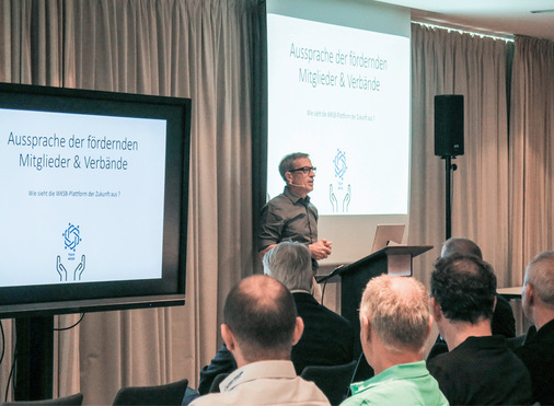 Der erste Veranstaltungstag war traditionell dem internen Austausch gewidmet.