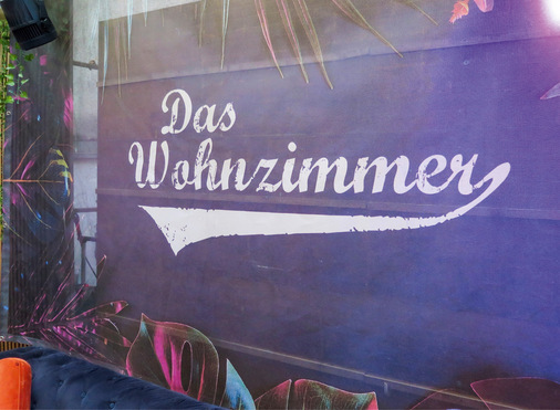 Am Abend fand im stilvollen „Wohnzimmer“ in der Wiesbadener Innenstadt der Netzwerkabend „Welcome WKSB“ statt.