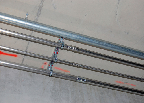 Hochwertige Edelstahlsysteme werden in zahlreichen Gebäuden für die Trinkwasserinstallationen eingesetzt.