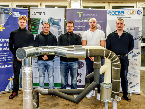 Die Teilnehmer überzeugten die Jury mit hoher handwerklicher Präzision, sauberer Detailausbildung und sicherem Umgang mit Material und Werkzeug.