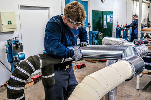 Typische Tätigkeiten des Berufsbildes mussten bewältigen werden.