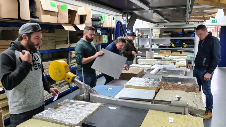 TIPCHECK Training: Dämmstoffmemorie – verschiedene Dämmstoffe erkennen