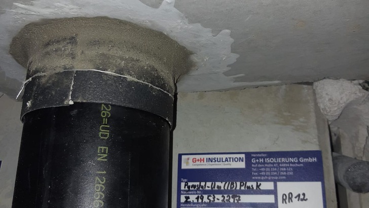 Rohrabschottung PYROSTAT-UNI für Kunststoffrohre, eingebaut