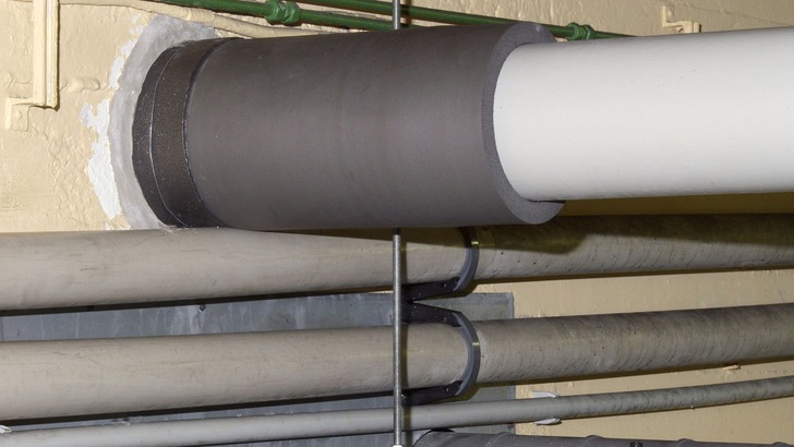 Rohrabschottung PYROSTAT-UNI eingebaut