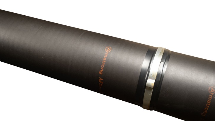 Diese AF/ArmaFlex-Dämmung einer Kälteanlage eines großen Rechenzentrums in Apeldoorn stammt aus den frühen 1980er-Jahren und schützt die Installationen jetzt seit über 40 Jahren zuverlässig vor Tauwasser und Energieverlusten.