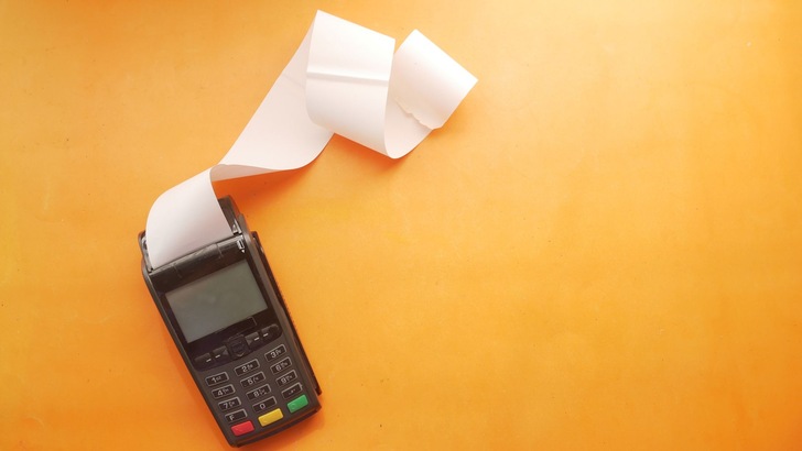 Digital statt Papier: Die Automatisierung der Geschäftsprozesse wird nach EU-Richtlinien stufenweise umgesetzt. - © Towfiqu barbhuiya / unsplash.com