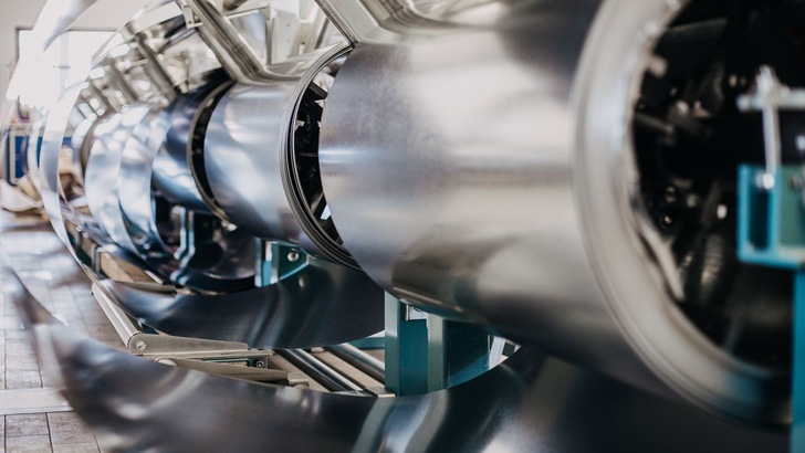 Veränderung im Dämmstoff-Markt: ISOPARTNER Deutschland und Wolf Blechbearbeitung schließen sich zusammen.