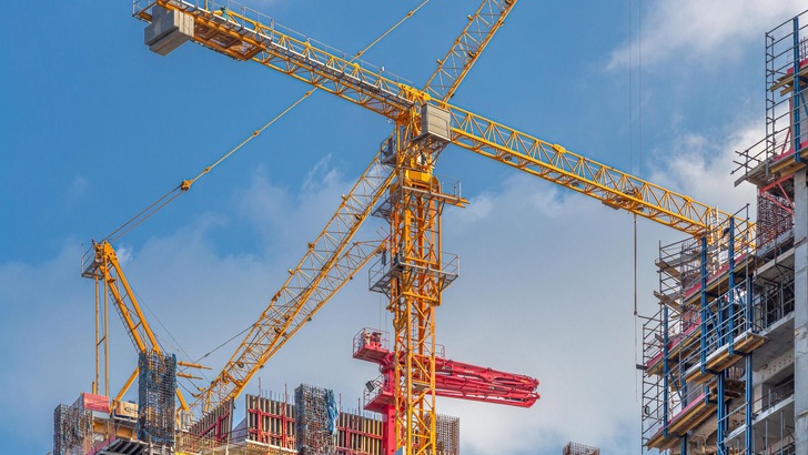 Die Einschätzungen der befragten Hersteller aus der Bau- und Installationsbranche zu den zentralen Bautrends bis 2023 entstammen aus Vorabergebnissen der Studie „Jahresanalyse Deutschland 2022/2023“ von BauInfoConsult. - © analogicus auf Pixabay
