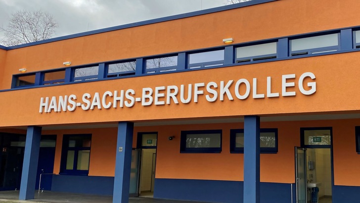 Das Hans-Sachs-Berufskolleg in Oberhausen: Hier werden gerade 116 Auszubildende in den Isolierberufen geschult, darunter Handwerks- und Industrie-Isolierer.