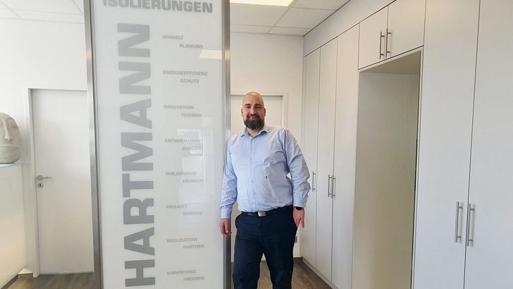 René Haushälter hat bei Isoliertechnik Fritz Hartmann als Bauhelfer angefangen. Heute ist er einer von zwei Geschäftsführern.