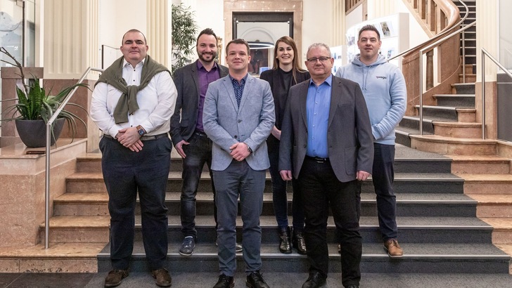 Wego-Geschäftsführung und Category Management (v. l. n. r.): Alfons Horn, Dennis Rupprich, Joseph Robert, Martina Kohout, Thomas Glaser und Michael Abersfelder - © Wego