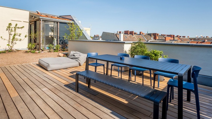 Sonnenterrasse auf Flachdach - © Rockwool