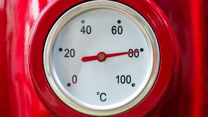 Temperaturanzeige - © Daniela Paola Alchapar, Unsplash