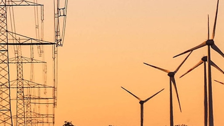 Bild zeigt Strommasten