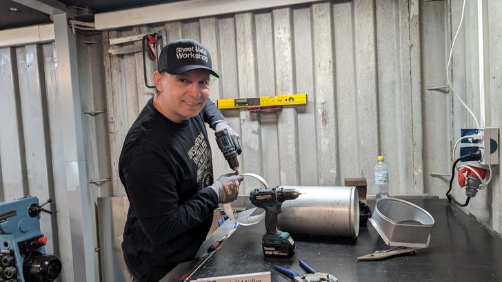 Todor Gajanovic ist Betreiber des bekanntesten Isolier-YouTube-Kanals „Sheet Metal Workshop“ mit mehr als 14.600 Followern. - © Todor Gajanovic