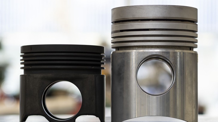 Die Kolben, der kleinere für den Kompressor und der größere für den Expander, sorgen für einen maximalen Wirkungsgrad.